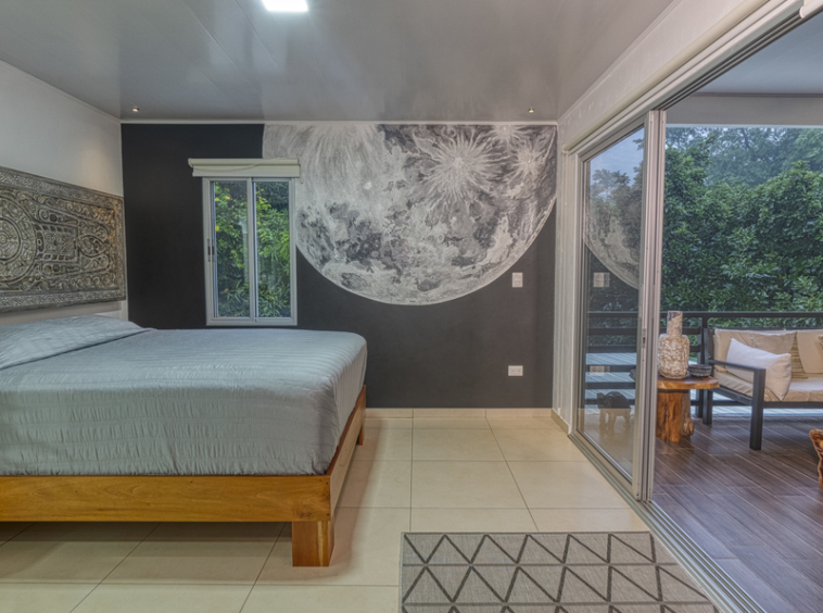 spectacular-surf-yoga-retreat-center-uvita