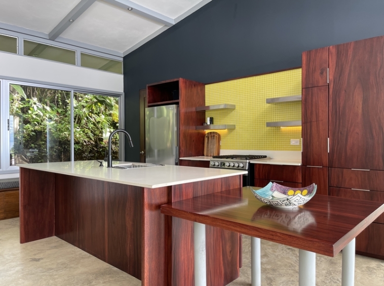 2-br-whales-tail-view-home
