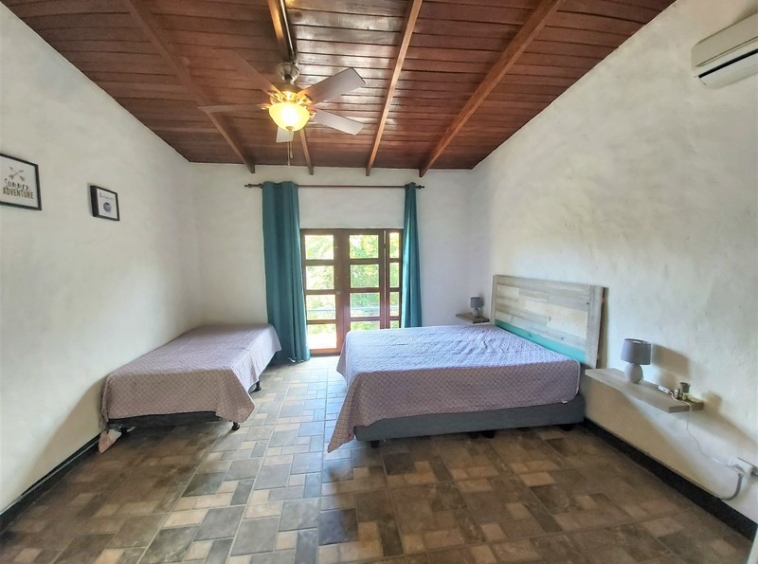boutique-hotel-manuel-antonio-costa-rica-real-estate