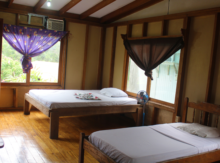pavones-surf-hostel-for-sale