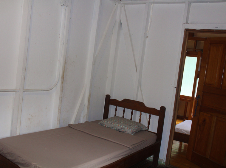 pavones-surf-hostel-for-sale
