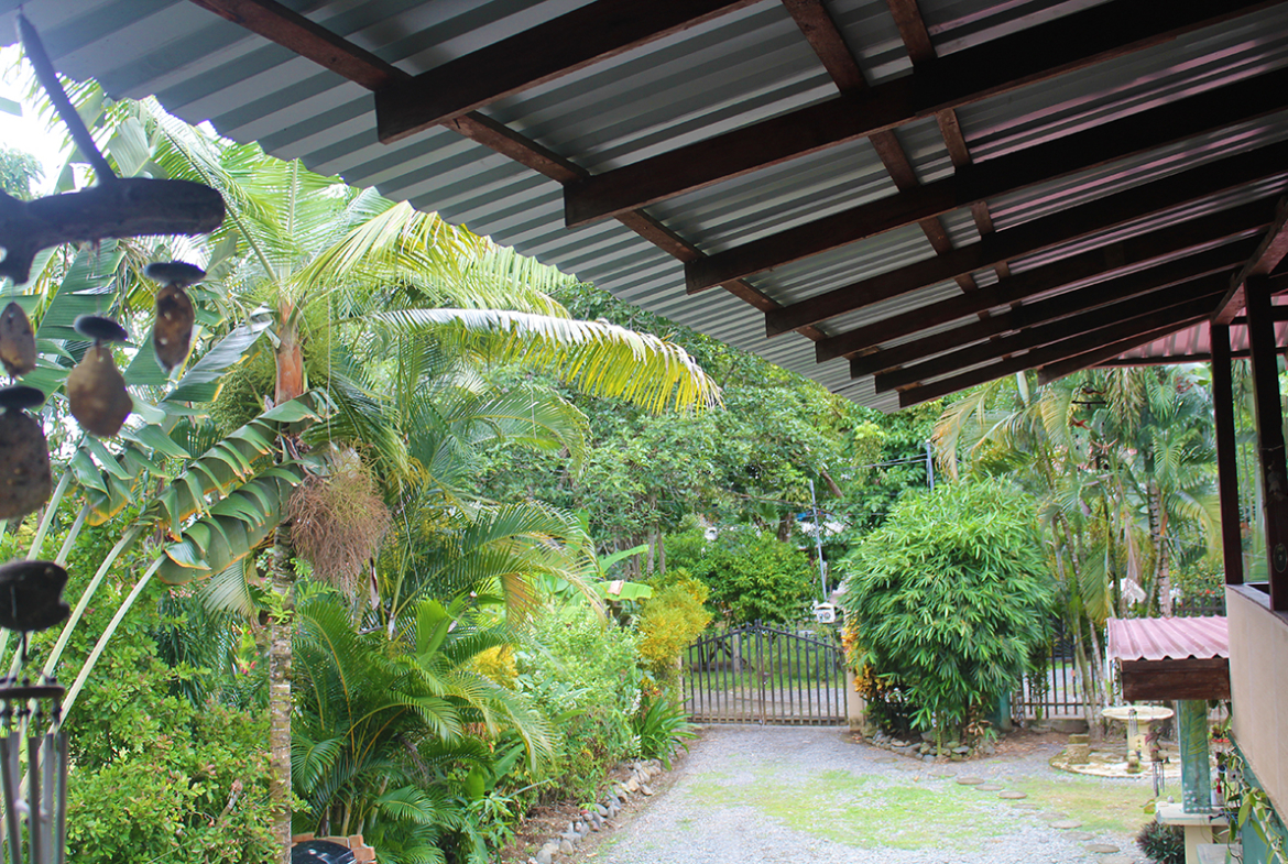 pavones-surf-hostel-costa-rica-for-sale