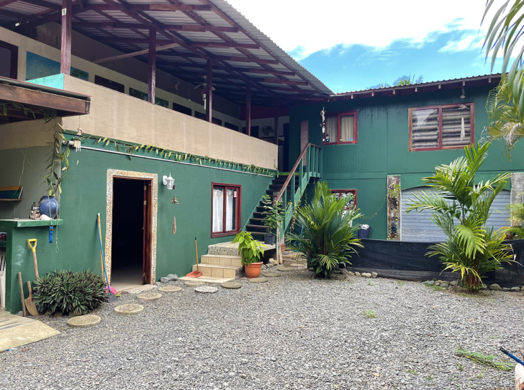 misiones-de-pavones-costa-rica