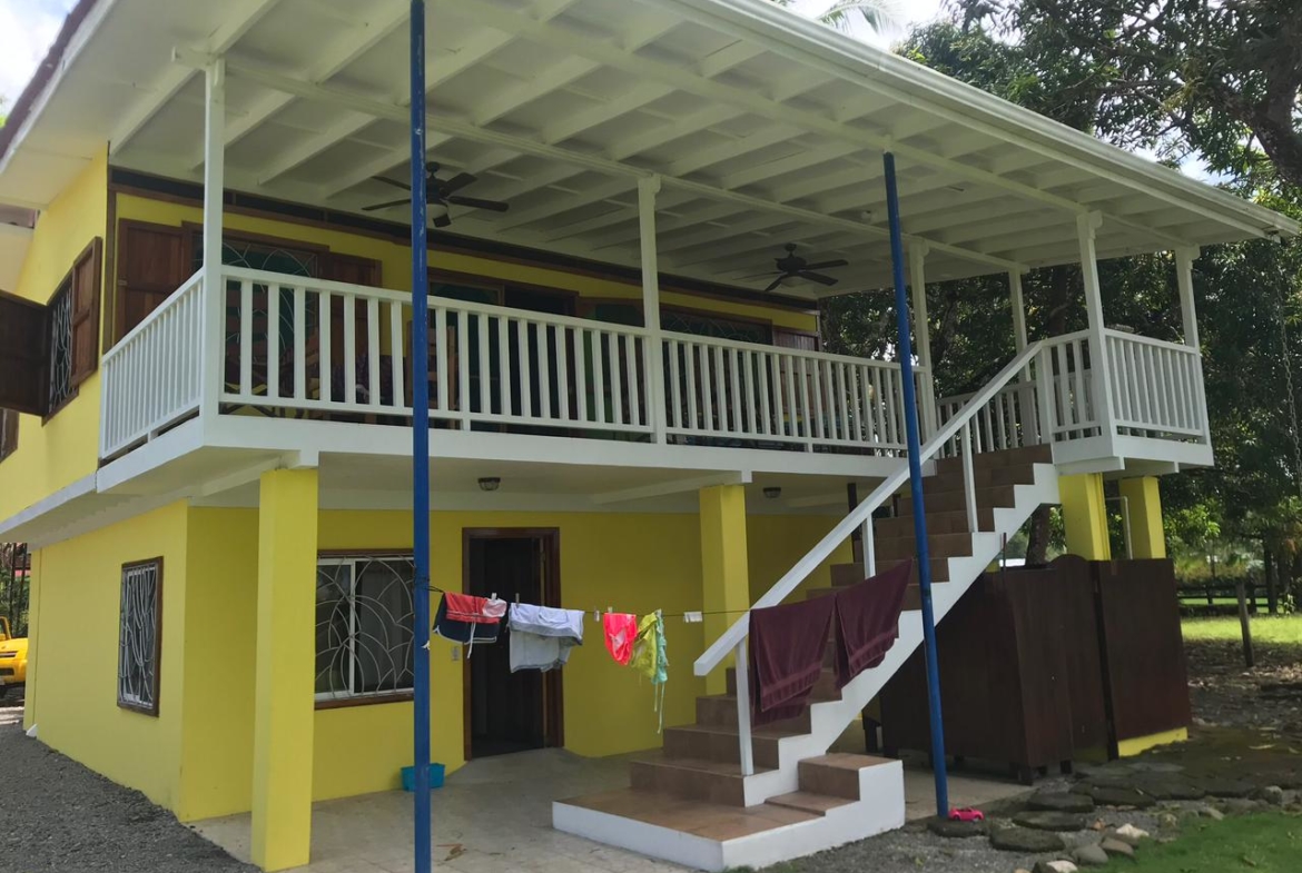 casa-amarillo-zancudo-beachfront-costa-rica-side