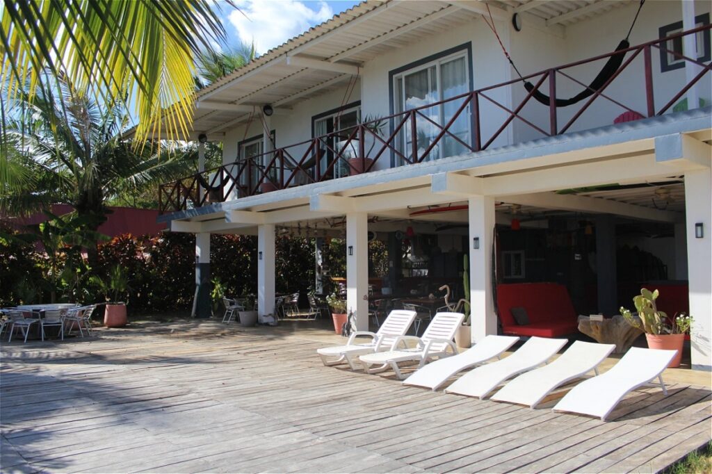 panama-beachfront-surf-resort