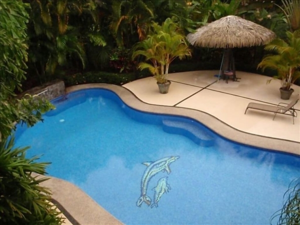 pilon-surf-house-for-rent