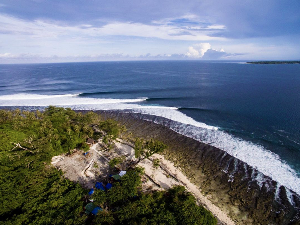 mentawai-surf-resort-camp-for-sale-indonesia