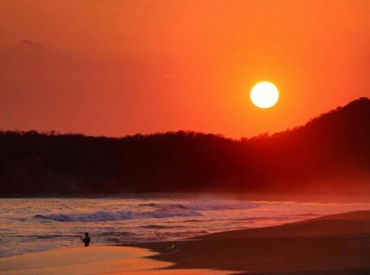 puerto-escondido-surf-lot