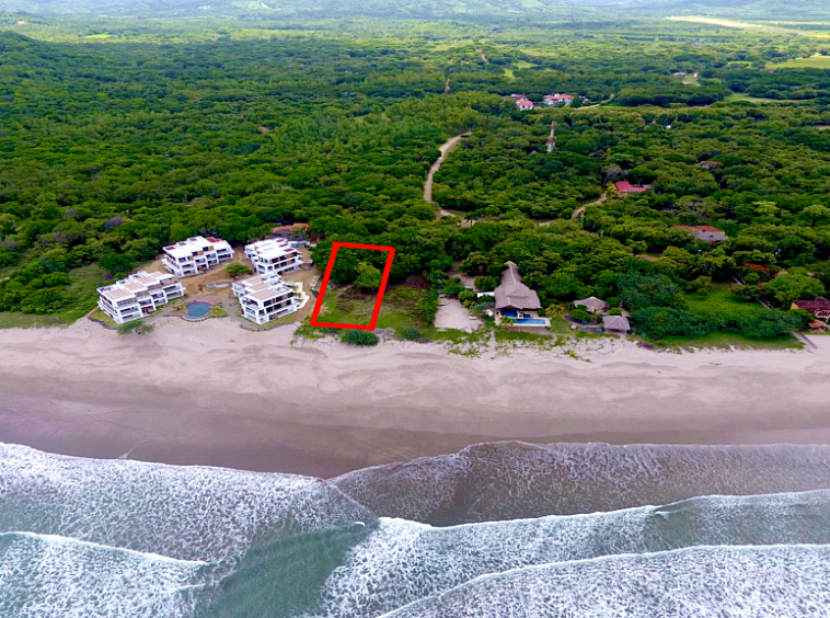 Hacienda-iguana-panga-drops-beach-lot