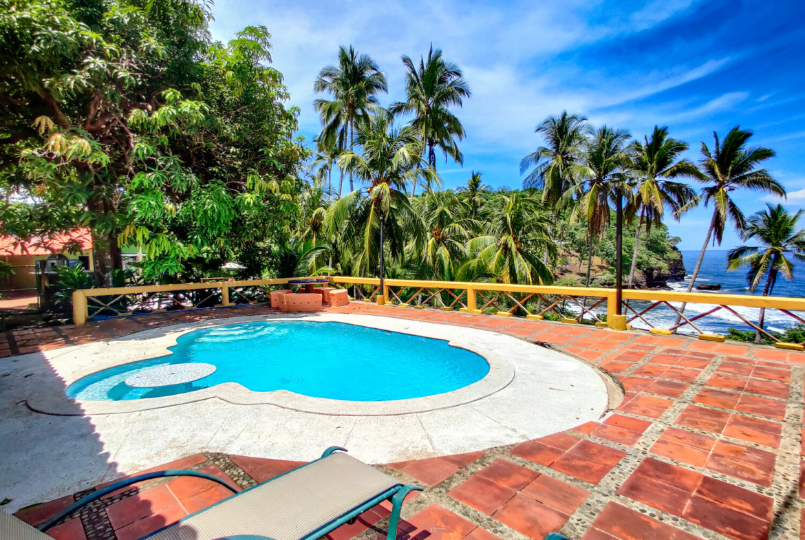 Shalpa-Ocean-view-Beach-Front-House