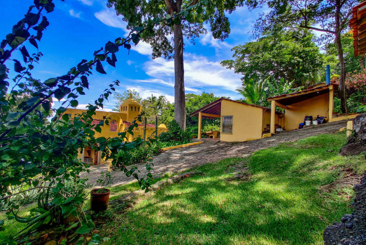 Shalpa-Ocean-view-Beach-Front-House