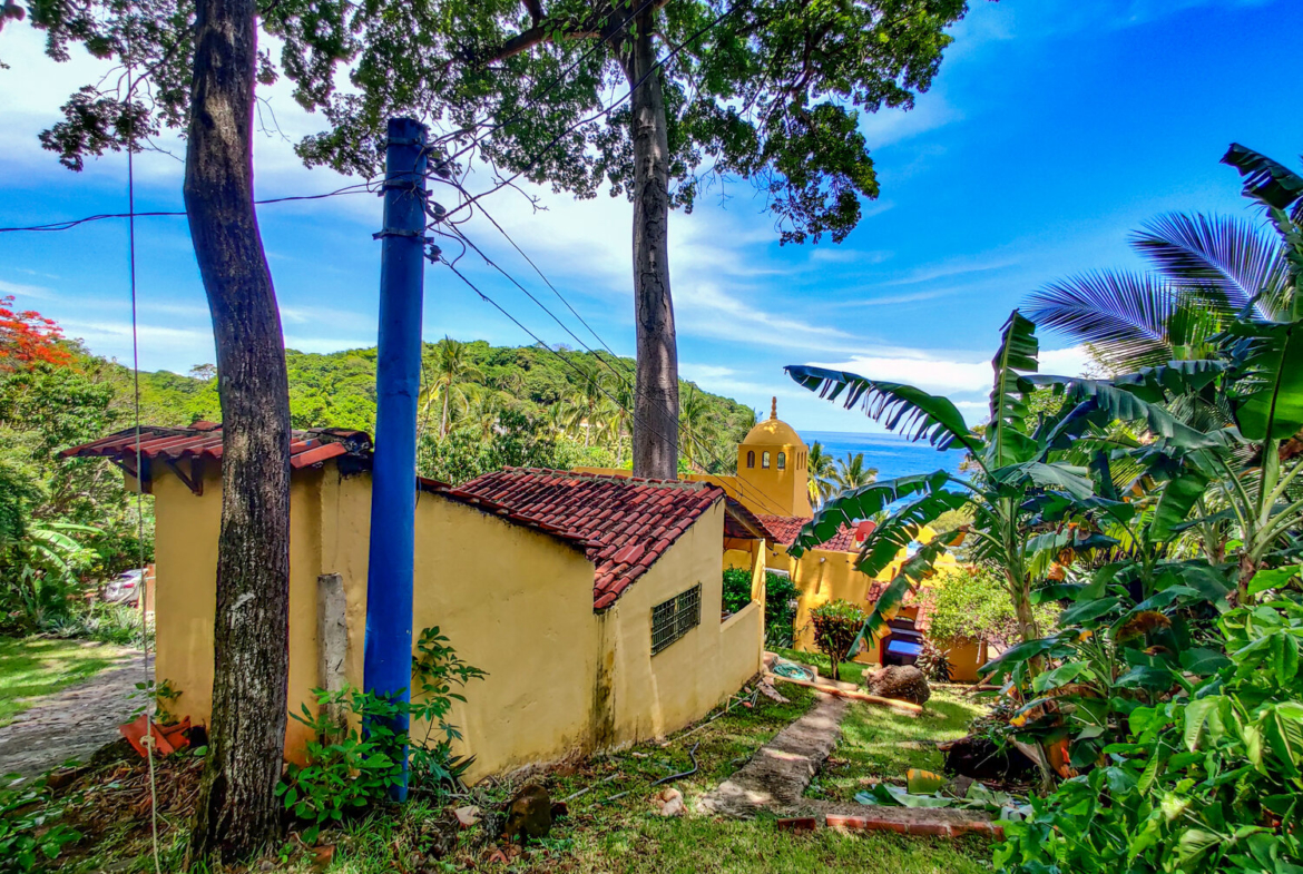 Shalpa-Ocean-view-Beach-Front-House