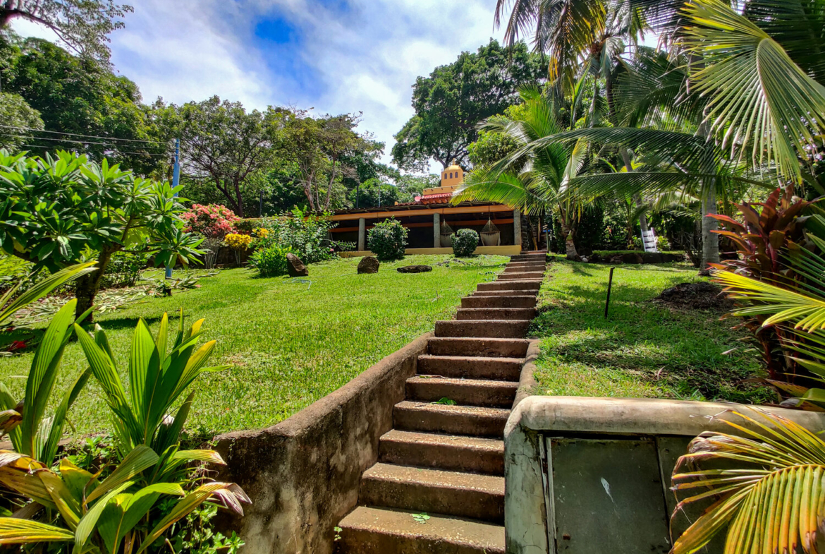 Shalpa-Ocean-view-Beach-Front-House