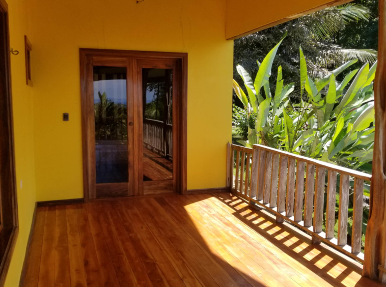 casa-amarilla-pavones