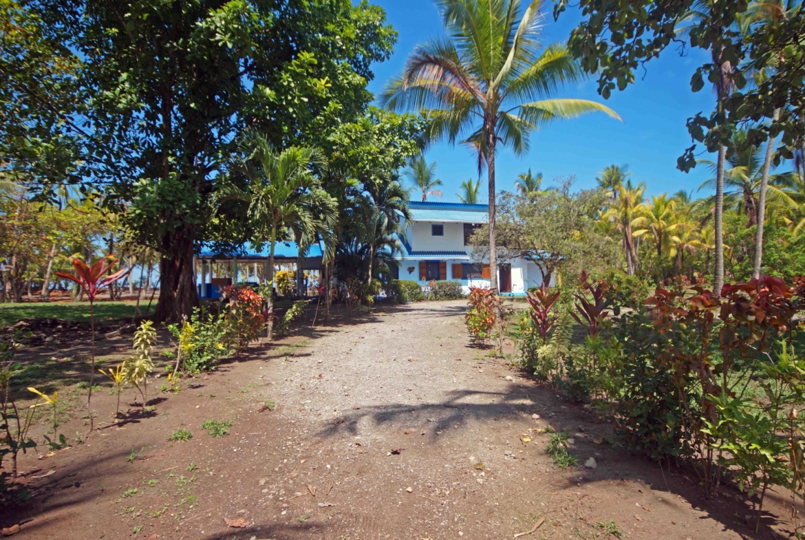 casa-rosa-vacation-rental-playa-zancudo