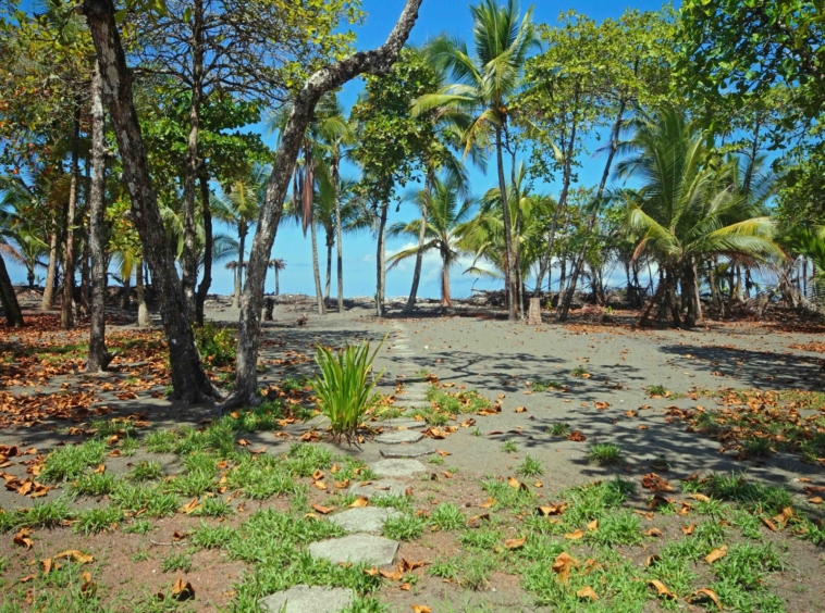 casa-rosa-vacation-rental-playa-zancudo