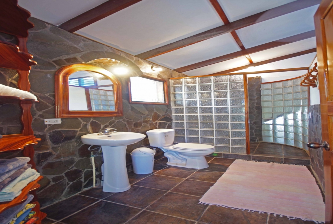 casa-rosa-vacation-rental-playa-zancudo