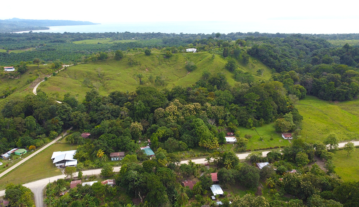 casas-árbol-grande-costa-rica-for-sale