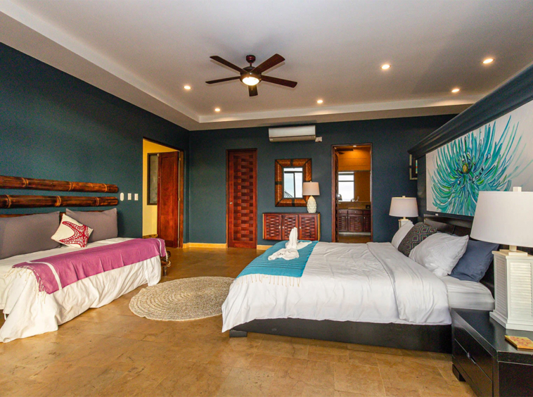 casa-playa-vista-manuel-antonio-for-sale