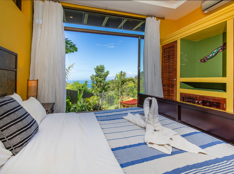 casa-playa-vista-manuel-antonio-for-sale