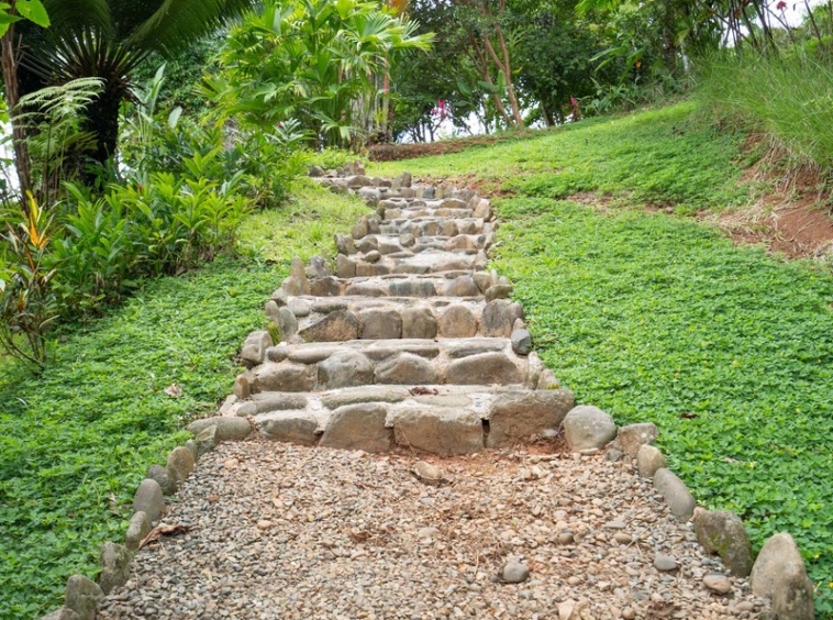 eco-resort-dominical