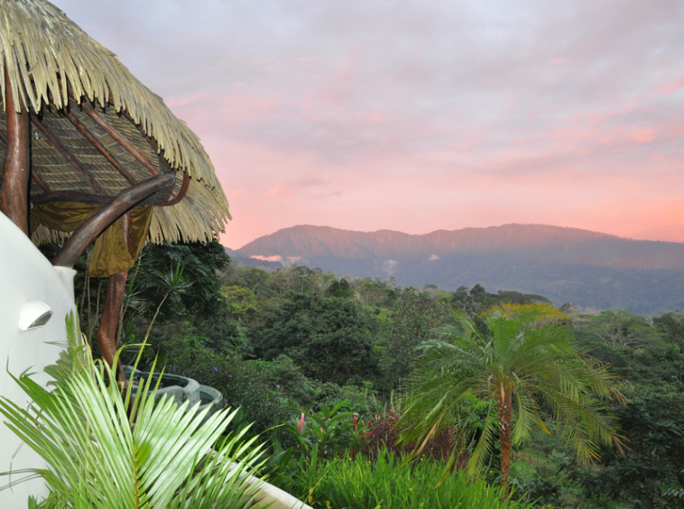 eco-resort-dominical
