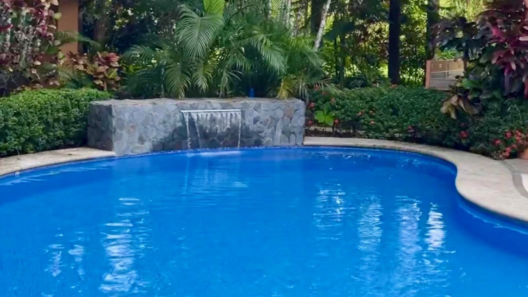 salea_surf_house_pavones_for_sale 40