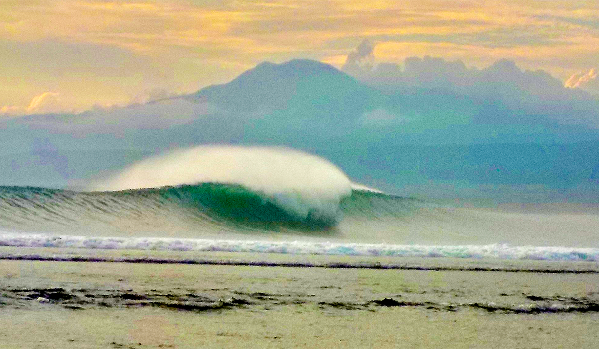 heaving-wave-sumatra-surf-resort-for-sale