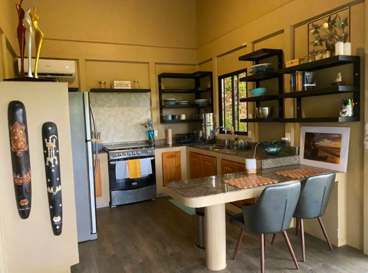 infinity_jungle_lounge_costa_rica_vacation_rental