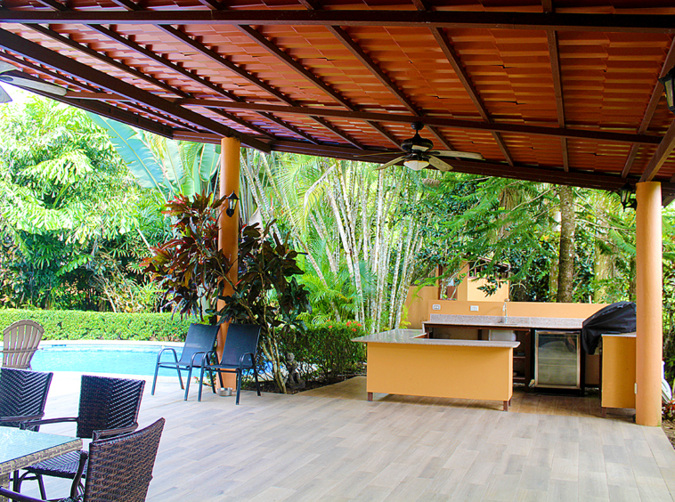 salea-surf-house-pavones-costa-rica