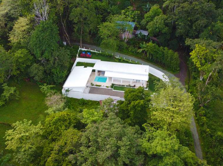 air-casa-blanca-villa-pavones