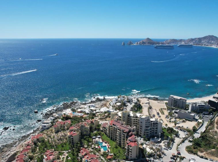 oceanfront-cabo-san-lucas-corridor