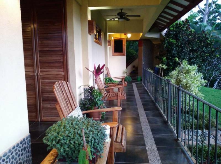 tropical-luxury-pavones-villa