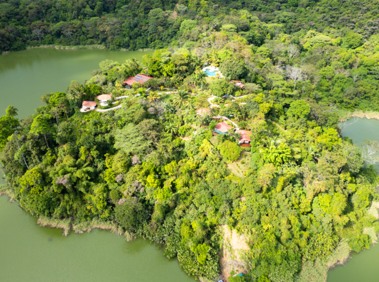 ultimate-eco-lodge-laguna-vista-surrounded-by-natural-lagoon-osa-peninsula