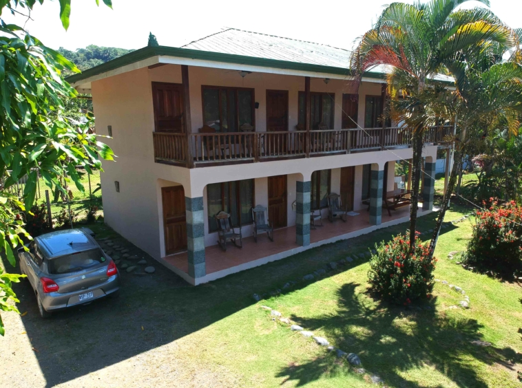 pavones-favorite-hotel-for-sale