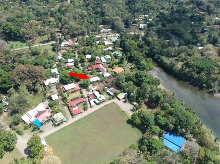 pavones-favorite-hotel-for-sale