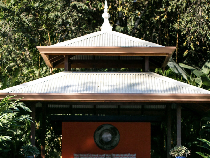 self-sustaining-eco-lodge-matapalo