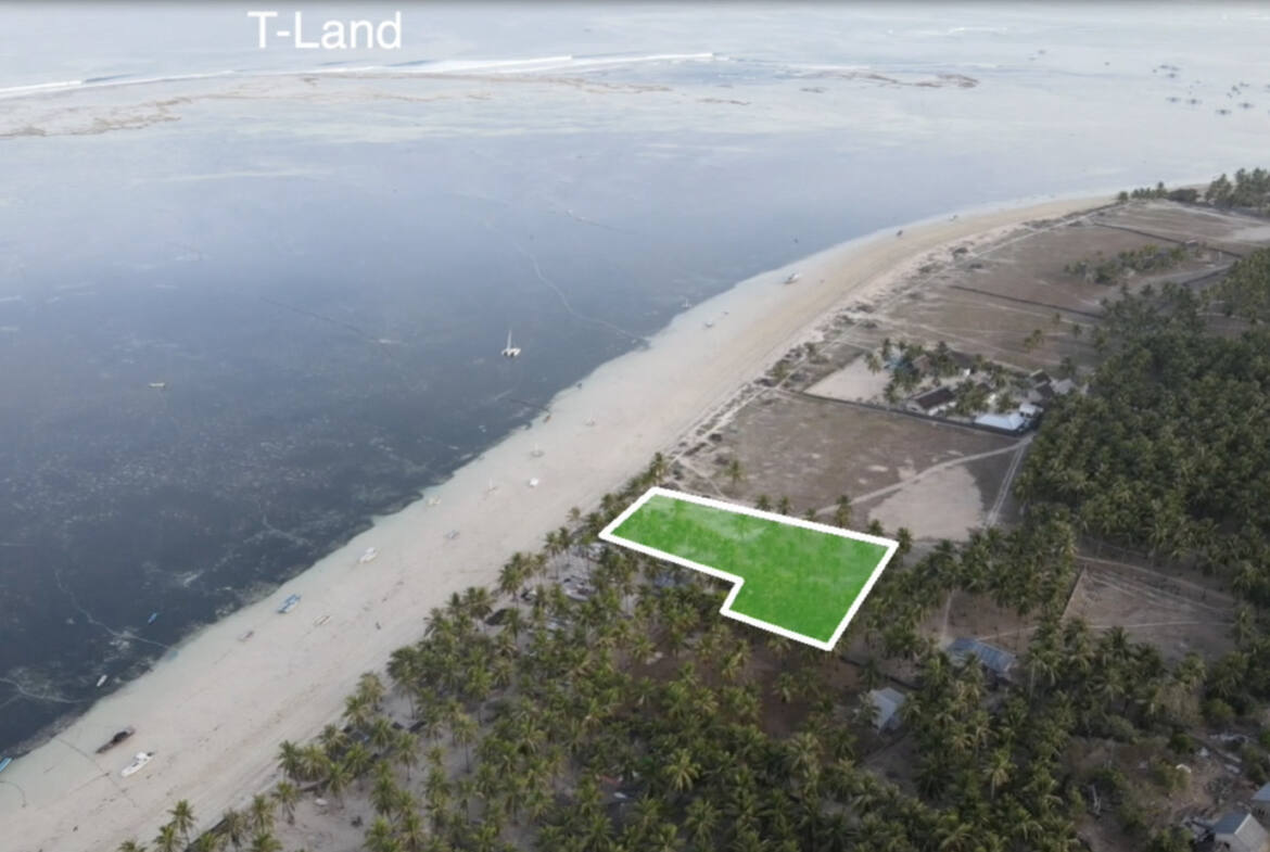 beachfront-land-rote-island