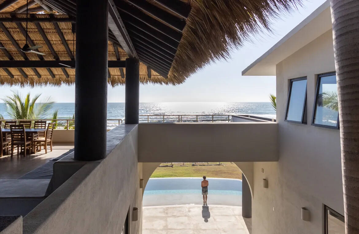 casa-cuchara-saladita-beach-house