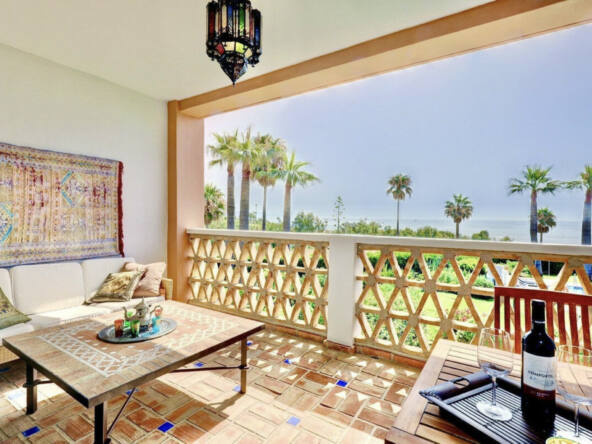 furnished-seaside-apartment-in-cesare-malaga-spain