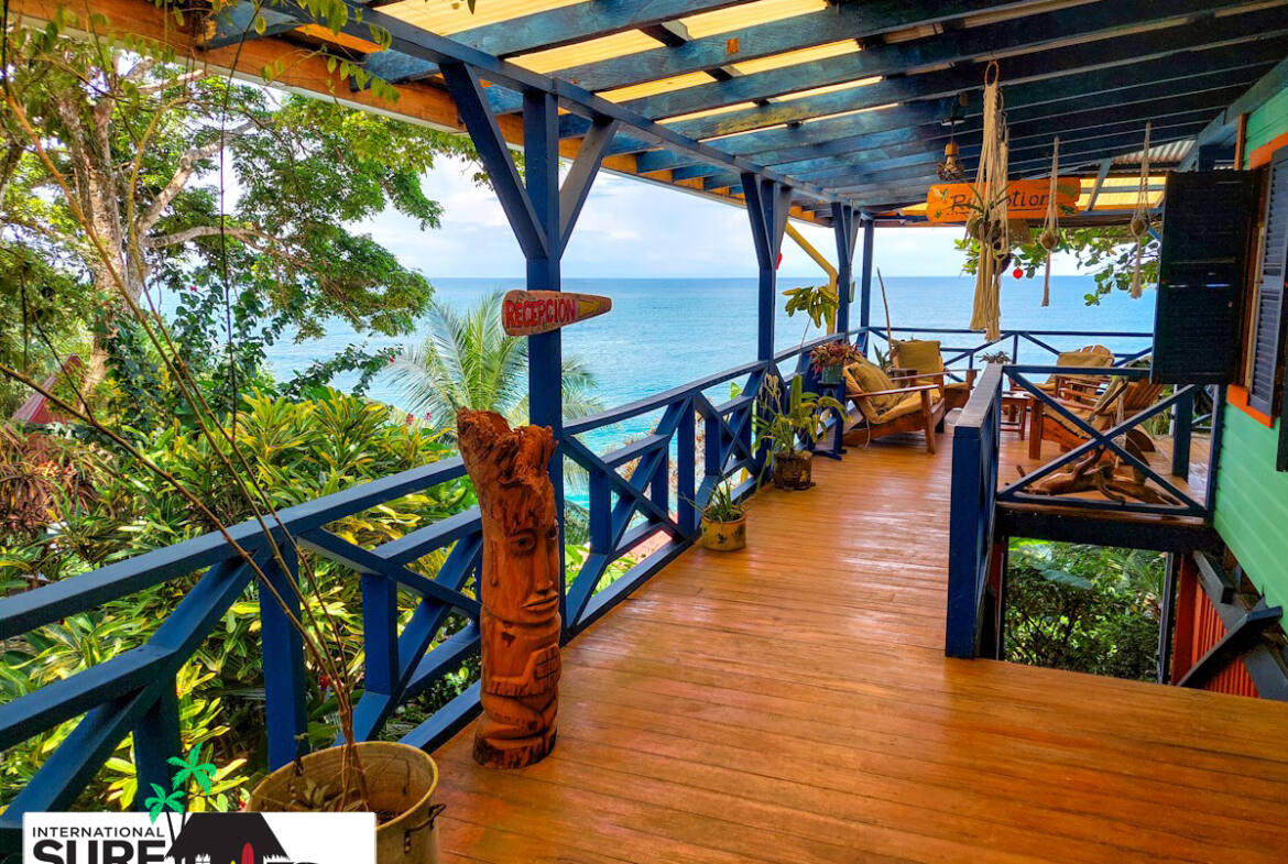 beachfront-lodge-for-sale-in-bocas-dell-toro