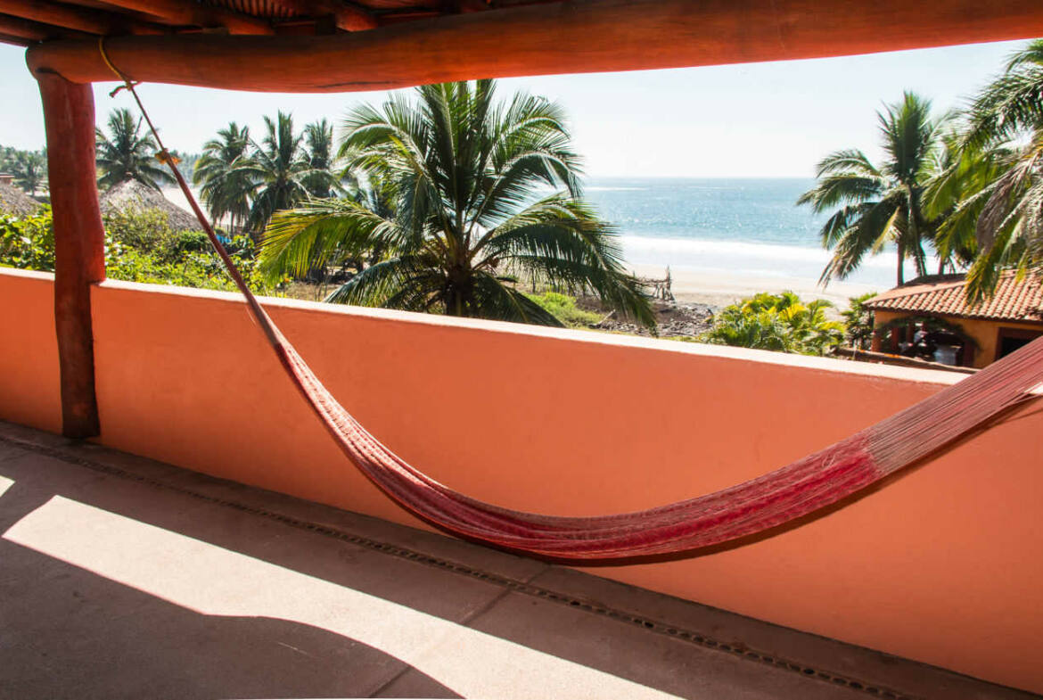 casa-sirena-la-saladita-mexico