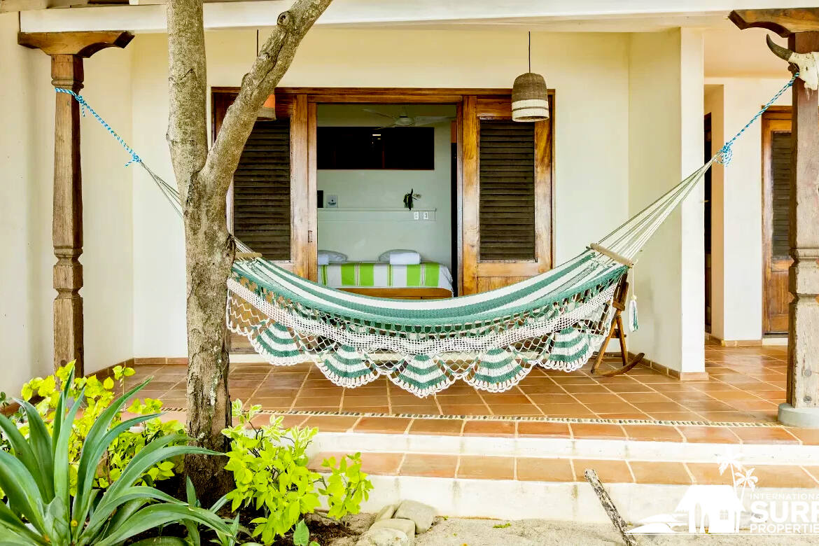 Surf-House-in-Playa-Popoyo-Nicaragua