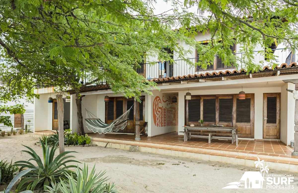 Surf-House-in-Playa-Popoyo-Nicaragua