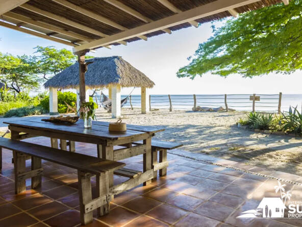 Surf-House-in-Playa-Popoyo-Nicaragua