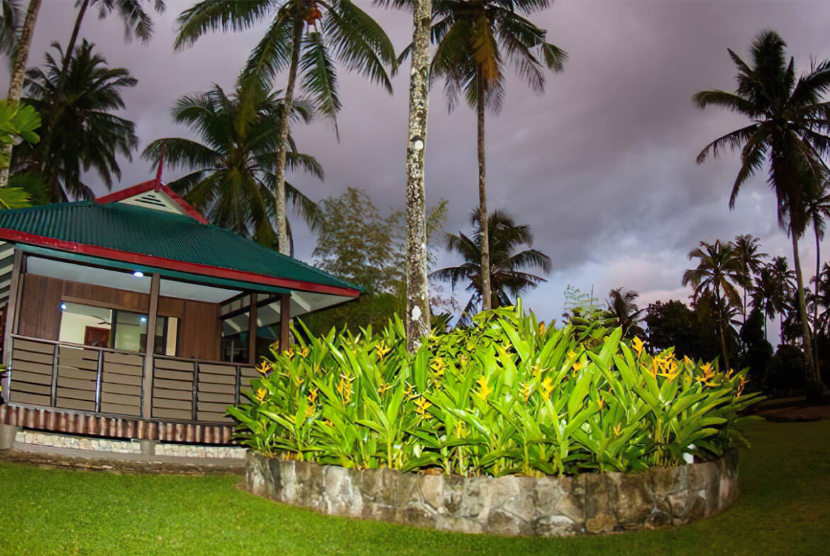 moon-beach-surf-resort