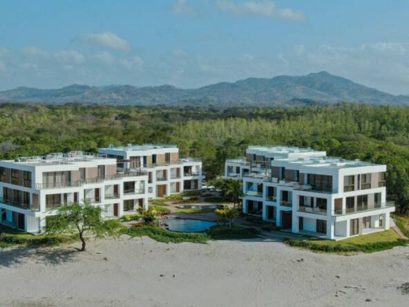 beachfront-condo-in-hacienda-iguana