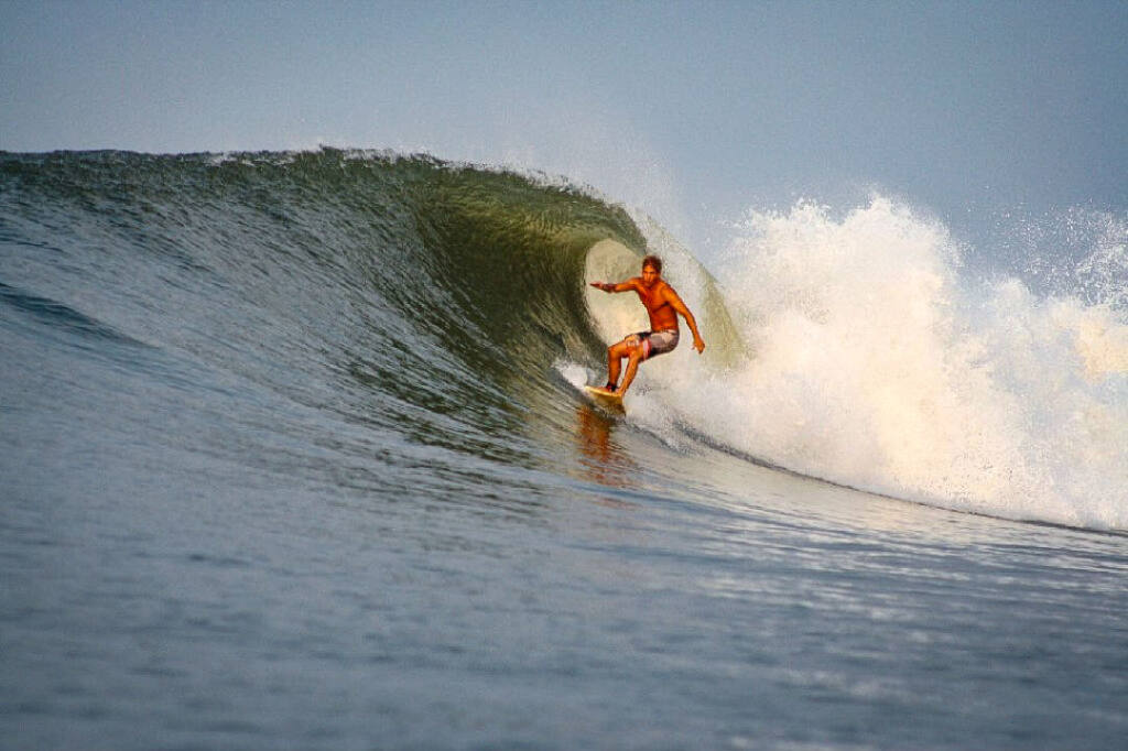 surf-spot-el-salvador