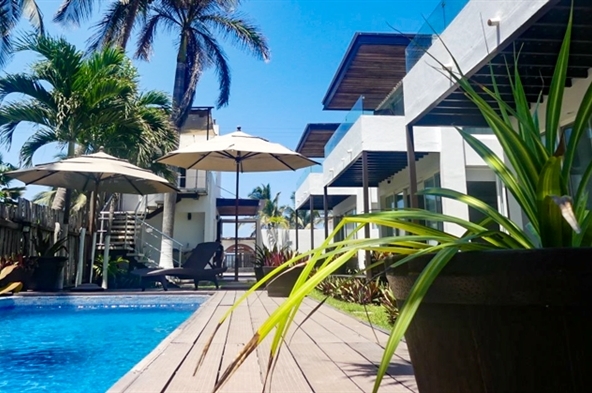 luxurious-surf-resort-in-pascuales