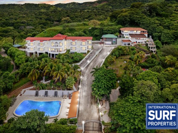 ocean-view-homes-with-19-rooms-playas-del-coco